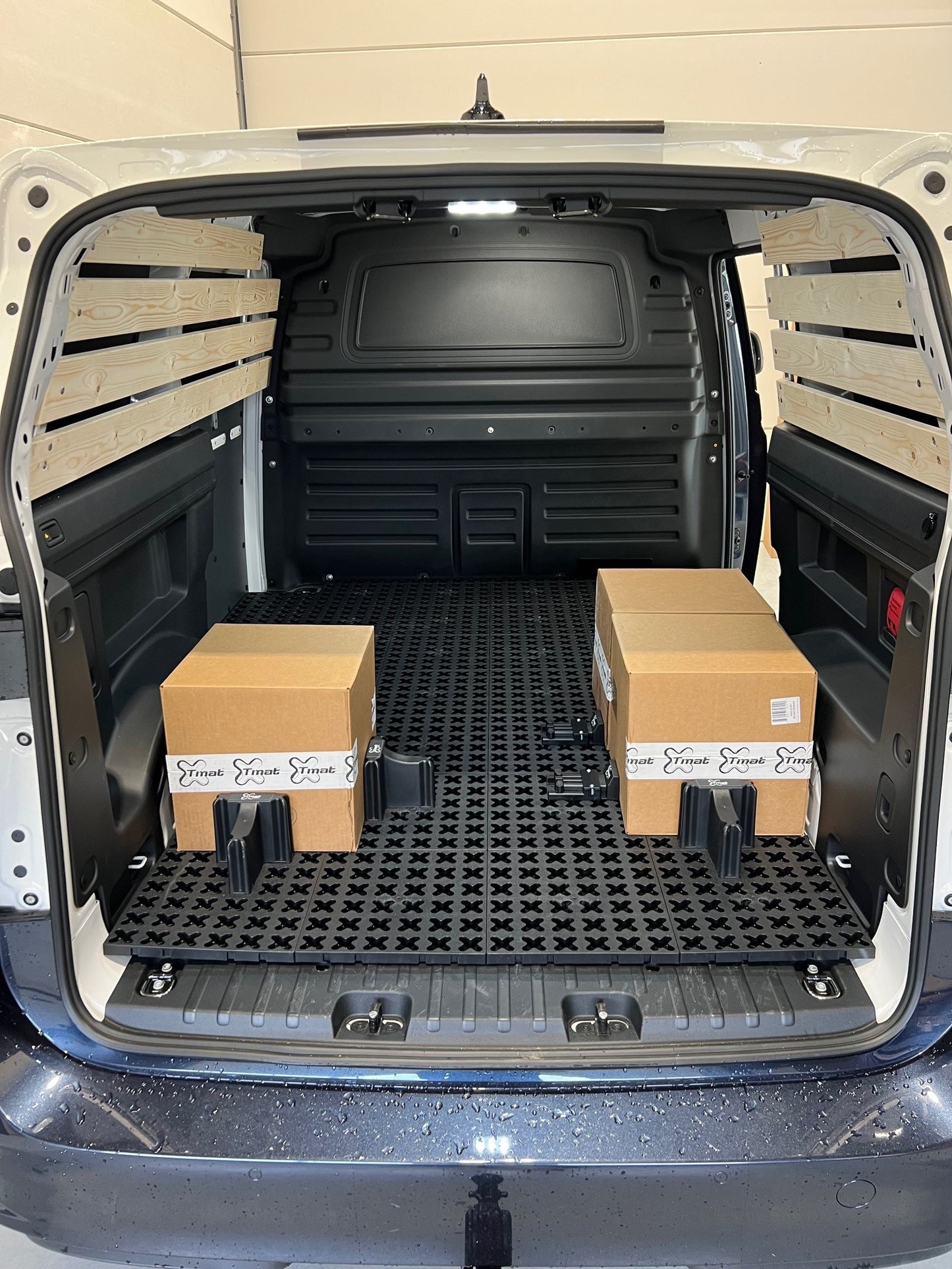Tmat Volkswagen ID Buzz. Cargo Kit